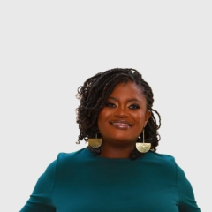 Chenai Chair headshot