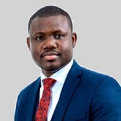 Dr. Olufunso Somorin headshot