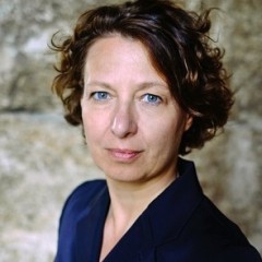 Prof. Dr. Andrea Behrends headshot